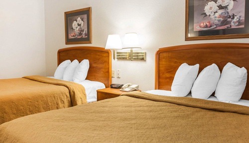 Standard Room, 2 Queen Beds, Non Smoking