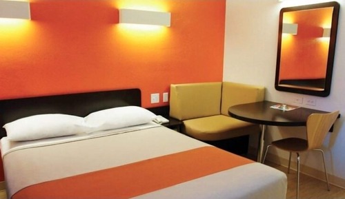 Standard Room, 1 King Bed, Smoking