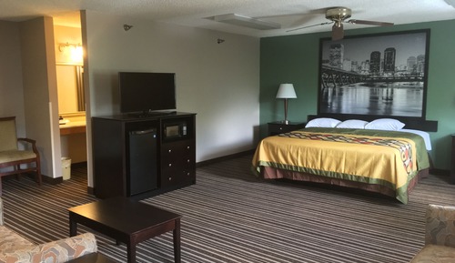 Studio Suite, 1 King Bed, Non Smoking