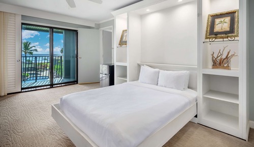 Suite, Pool View (Ocean)