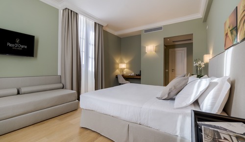 Family Deluxe (2 Bedrooms for 6 Pax)