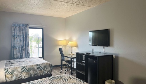 Standard Suite, 2 Queen Beds, Smoking, Kitchenette