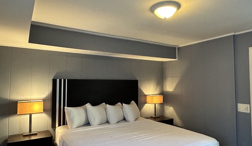 Signature Room