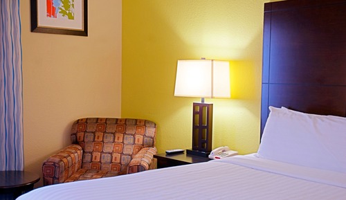 Suite, 1 King Bed, Non Smoking