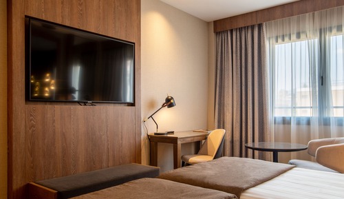 Double Room Single Use (with Parking)