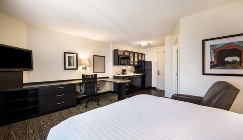 Studio Suite, 1 Queen Bed (Studio)
