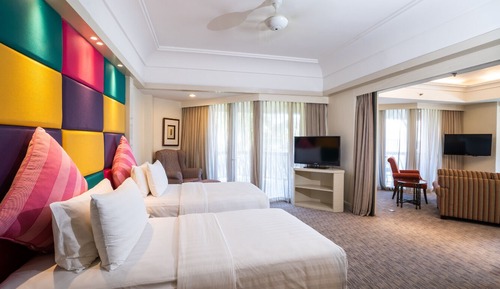 Magellan Executive Suite Twin