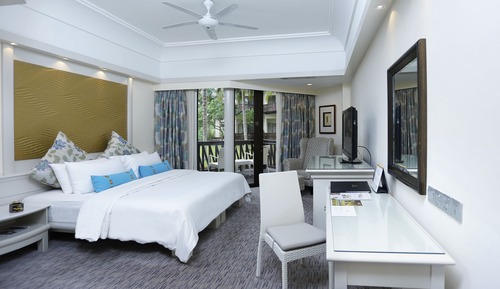 Deluxe Garden View King