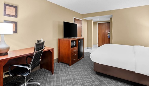 Standard Room, 1 King Bed, Non Smoking