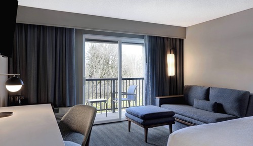 Standard Room, 2 Queen Beds (Mobility Accessible, Tub)