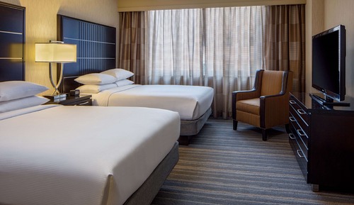 2 Double Beds Premium Suite