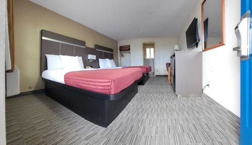 Room, 2 Queen Beds, Non Smoking