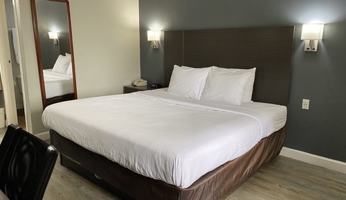 Suite, 2 Bedrooms, Non Smoking (Efficiency)