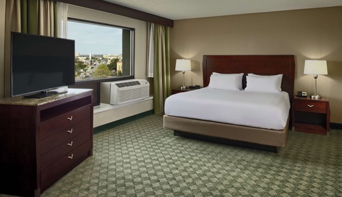 Junior Suite, 1 King Bed