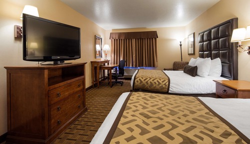 Suite, 2 Queen Beds, Non Smoking, Refrigerator & Microwave