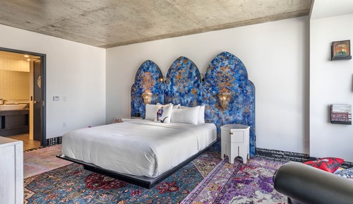 Premium Room, 1 King Bed (Nomad)
