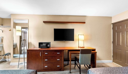 Room, 2 Queen Beds, Non Smoking