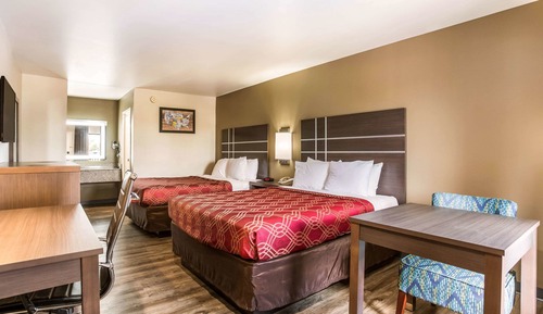 Room, 2 Queen Beds, Non Smoking