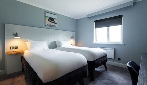 Twin Room, 2 Twin Beds