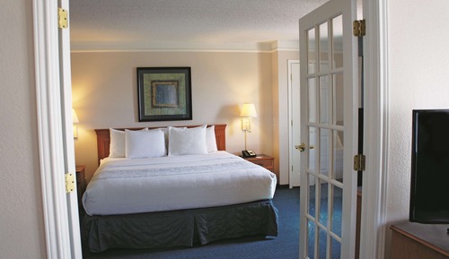 Suite, 1 King Bed, Non Smoking