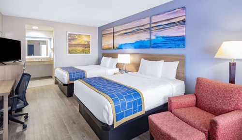 Room, 2 Queen Beds, Non Smoking