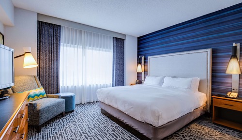 Suite, 1 King Bed, Non Smoking