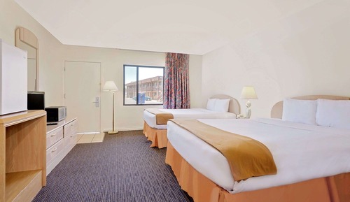 Room, 2 Queen Beds