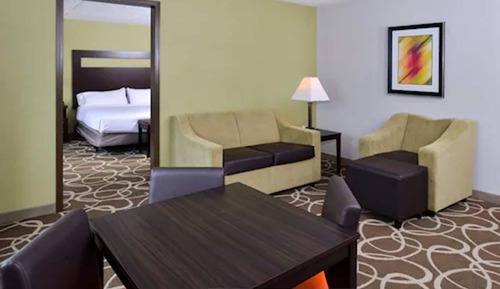 Suite, 2 Queen Beds, Non Smoking