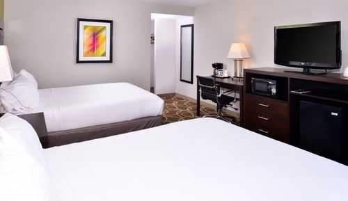 Room, 2 Queen Beds, Accessible, Non Smoking (Mobility/Hearing, Tub w/ Grab Bars)
