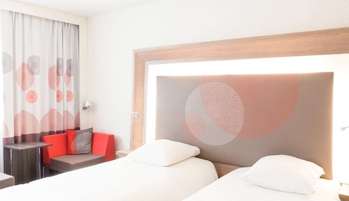 Superior Room, 1 King Bed