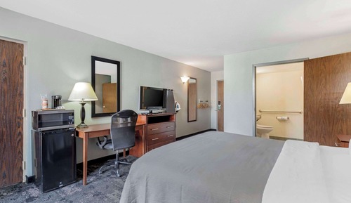 Room, 1 King Bed, Accessible, Non Smoking