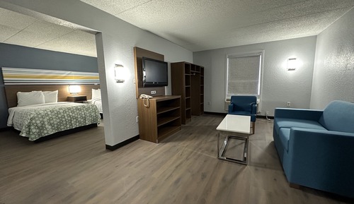 Suite, 2 Double Beds, Non Smoking