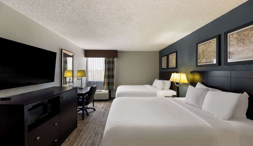 Standard Room, 2 Queen Beds, Non Smoking
