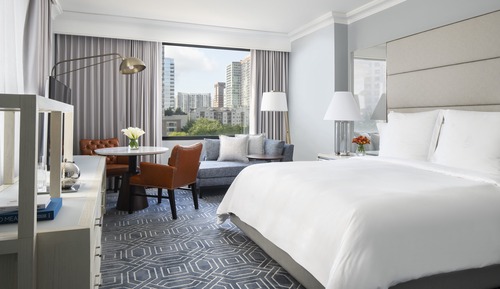 Deluxe Room, 1 King Bed, Accessible, City View
