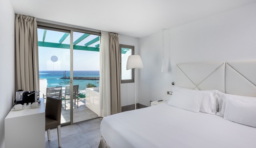 Deluxe Room, Hot Tub, Sea View