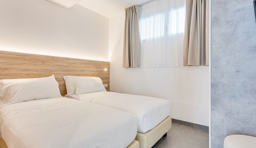 Apartment, 2 Bedrooms, Balcony (5 pax)
