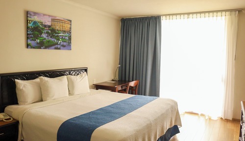 Grand Single Room