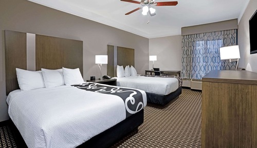 Room, 2 Queen Beds, Non Smoking