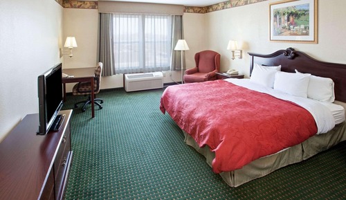 Studio Suite, 1 King Bed, Accessible, Non Smoking