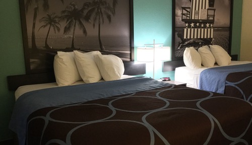 Room, 2 Queen Beds, Non Smoking