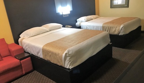 Room, Multiple Beds, Smoking