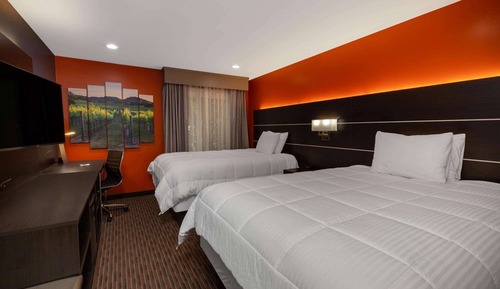 Standard Room, 2 Queen Beds, Non Smoking