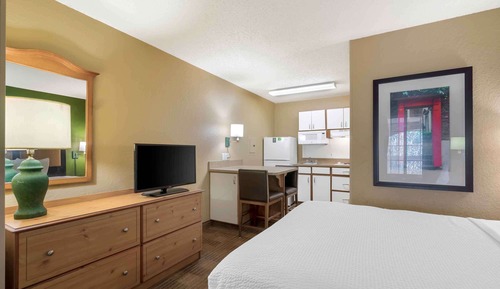 Studio, 1 Queen Bed, Non Smoking