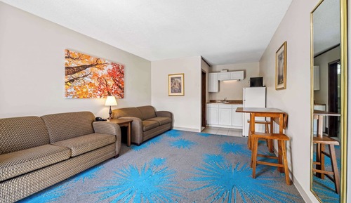 Suite, 2 Double Beds, Kitchenette