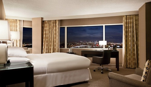 Room, 1 King Bed, City View
