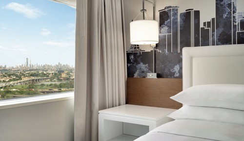 Room, 1 King Bed, City View, Corner