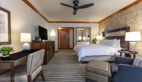Standard Room, 1 King Bed
