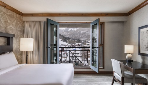 Room, 1 King Bed, Mountain View