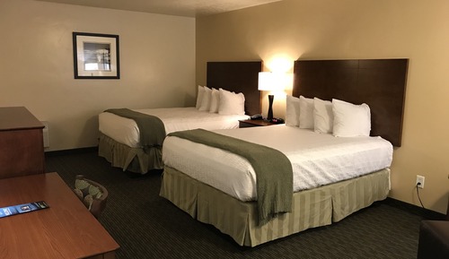 Room, 2 Queen Beds, Accessible (2 Queen Beds Walk-in Handrails)