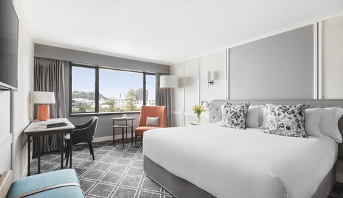 Deluxe Room, 1 King Bed